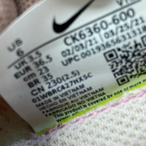 Nike Women's Pink Renew Run Lace up Athletic Running Sneaker Size US 6 - Picture 10 of 10